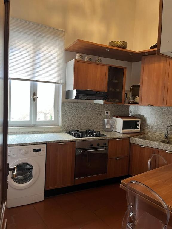 Annemary Maison Рим Екстериор снимка